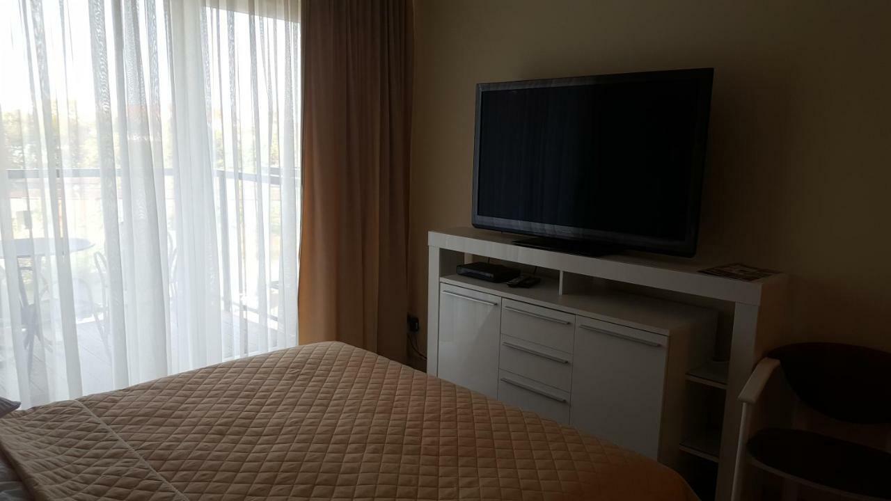 Wroclaw Apartamenty Kepa Mieszczanska 外观 照片